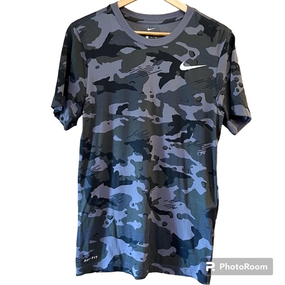 Nike Tee
